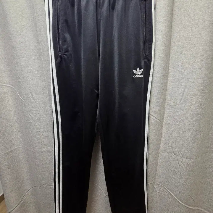 [BUNJANG] Adidas Firebird Track Pants Black Size M / 아디다스 파이어버드 하의 검은색 M사이즈