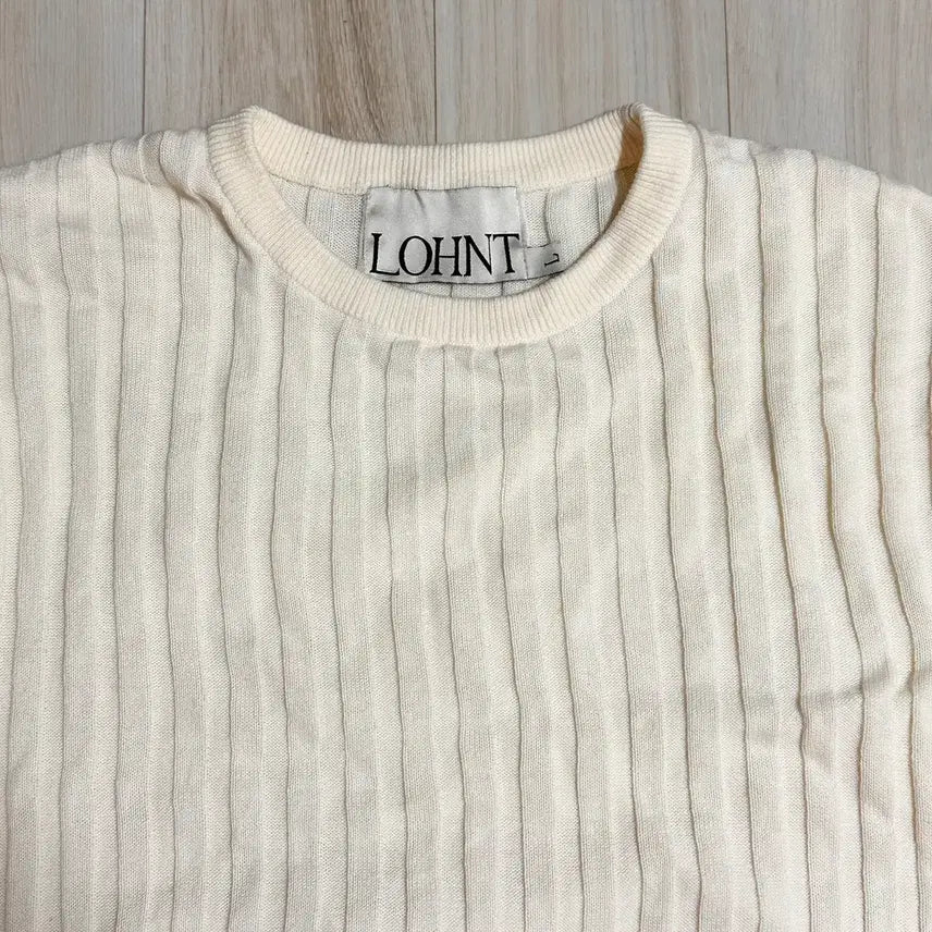 [BUNJANG] LOHNT Ivory Ribbed Knit Sweater / LOHNT 론트 아이보리 니트