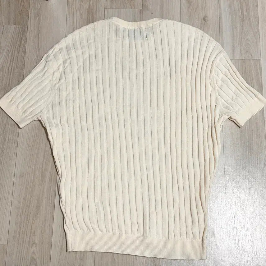 [BUNJANG] LOHNT Ivory Ribbed Knit Sweater / LOHNT 론트 아이보리 니트