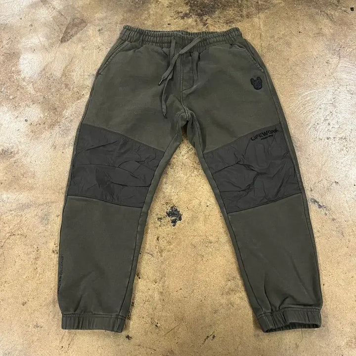 [BUNJANG] Lifework Khaki Jogger Training Pants / [정품/L] 라이프워크 카키색 조거 트레이닝 바지