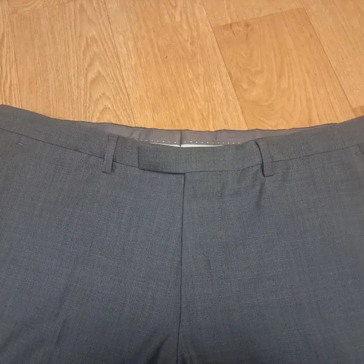 [BUNJANG] Hugo Boss Wool Dress Pants Grey / <명품> 휴고보스 정장 팬츠 (33-34사이즈)