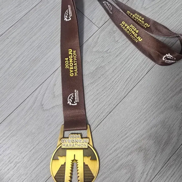 [BUNJANG] 2024 Gyeongju Marathon Full Course Completion Medal Souvenir / 2024 경주마라톤 풀코스 완주메달 기념품