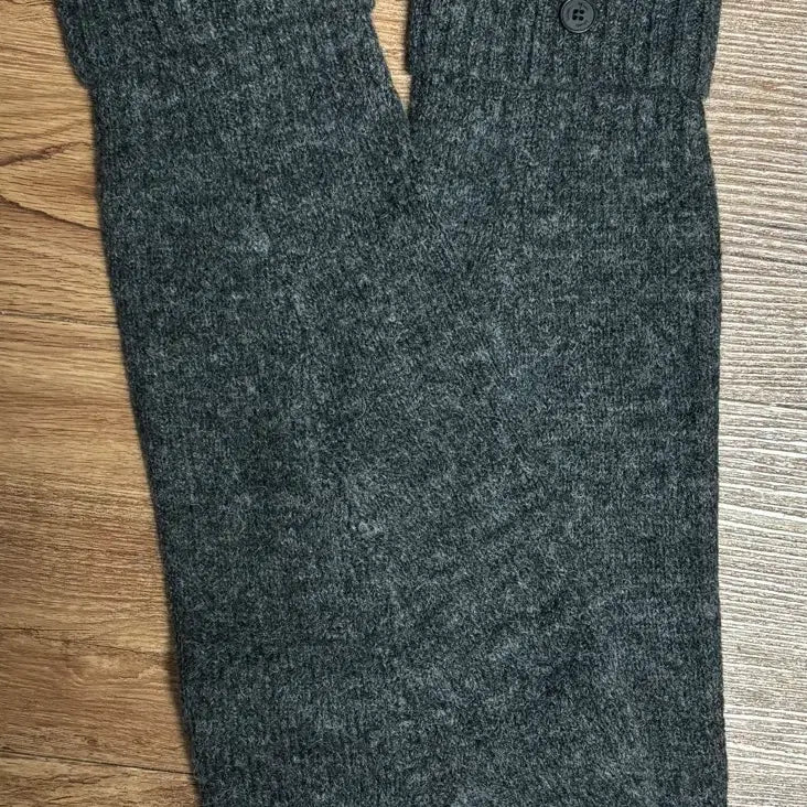 [BUNJANG] Miseki Seoul Knit Leg Warmers (Charcoal) / 미세키서울 레그워머