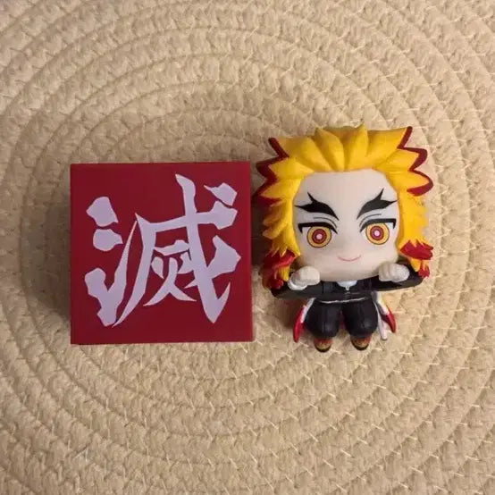 [BUNJANG] Demon Slayer Kyojuro Rengoku Hikkage Figure / 귀멸의칼날 렌고쿠 쿄쥬로 힛카게 피규어
