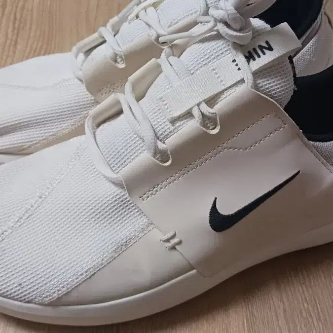 [BUNJANG] Nike E-Series AD Sneakers DV2436-100 / 나이키 E-시리즈 AD DV2436-100  // 280