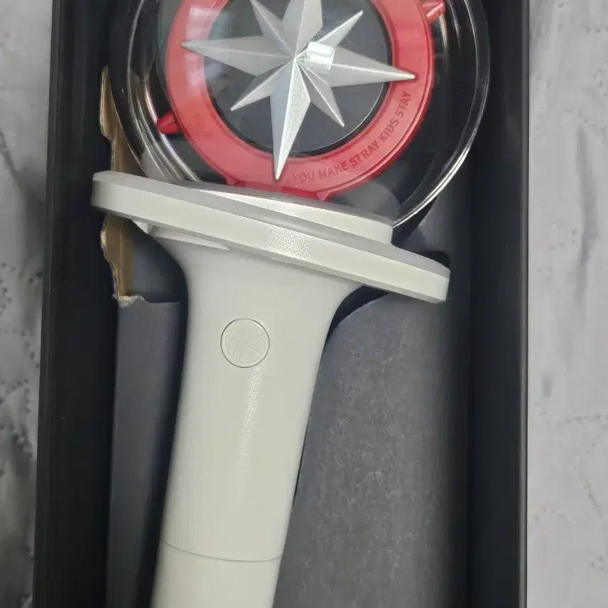 [BUNJANG] Stray Kids Official Light Stick Ver.2 / 스트레이키즈 나침봉 2 처분