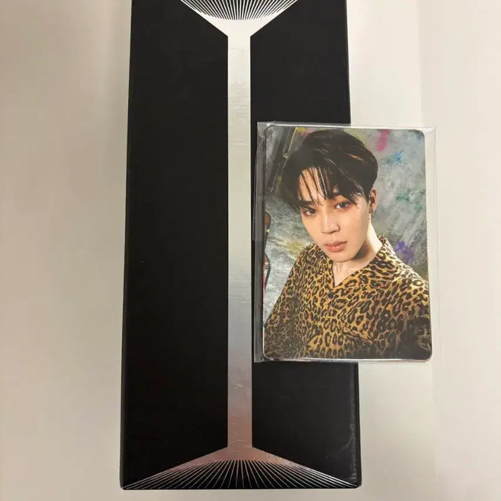 [BUNJANG] BTS ARMY Bomb Ver. 3 Bundle Set / [풀박,상태최상]BTS 아미밤3 본체+포카세트+더스트백 포함 삼미밤