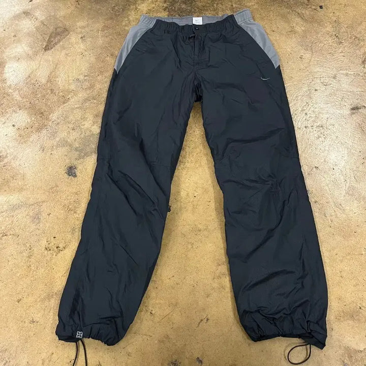 [BUNJANG] Nike Black Grey Training Pants / [정품/L] 나이키 블랙 그레이 트레이닝 바지
