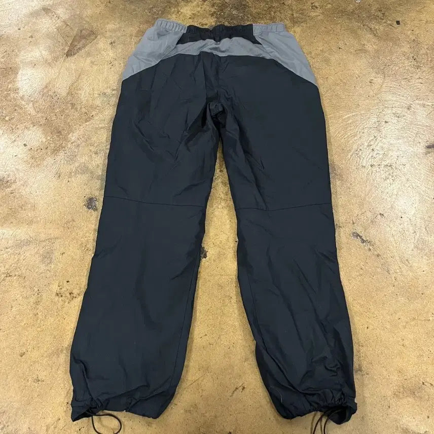[BUNJANG] Nike Black Grey Training Pants / [정품/L] 나이키 블랙 그레이 트레이닝 바지