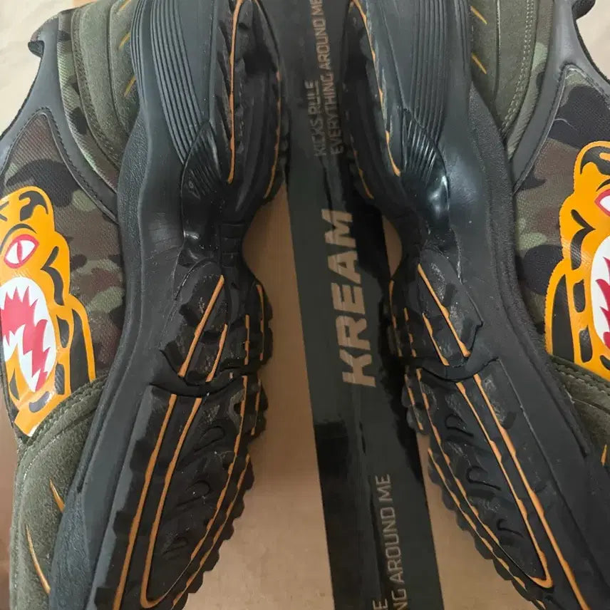 [BUNJANG] BAPE x ASICS GEL-1090 Collaboration Sneakers / 베이프 x 아식스 gel 1090