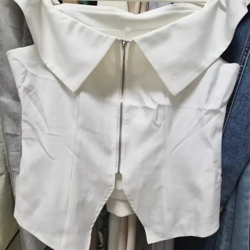 [BUNJANG] Off-the-Shoulder Blouse / 오프숄더블라우스