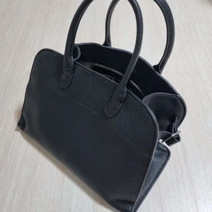 [BUNJANG] Black Leather Tote Bag / 블랙 토트백