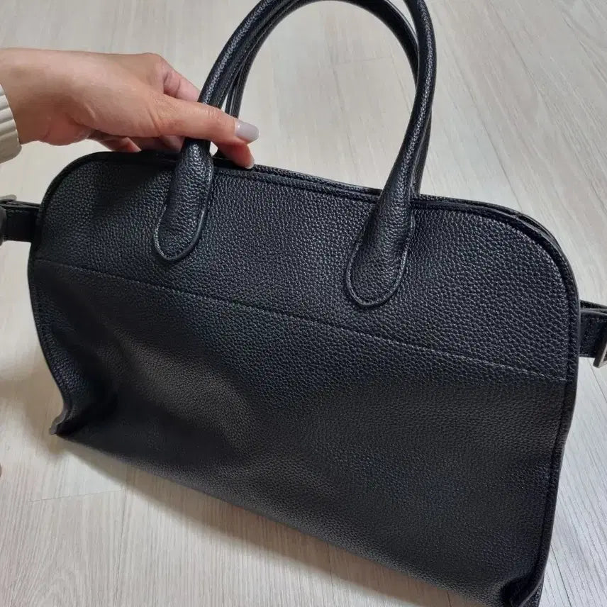 [BUNJANG] Black Leather Tote Bag / 블랙 토트백