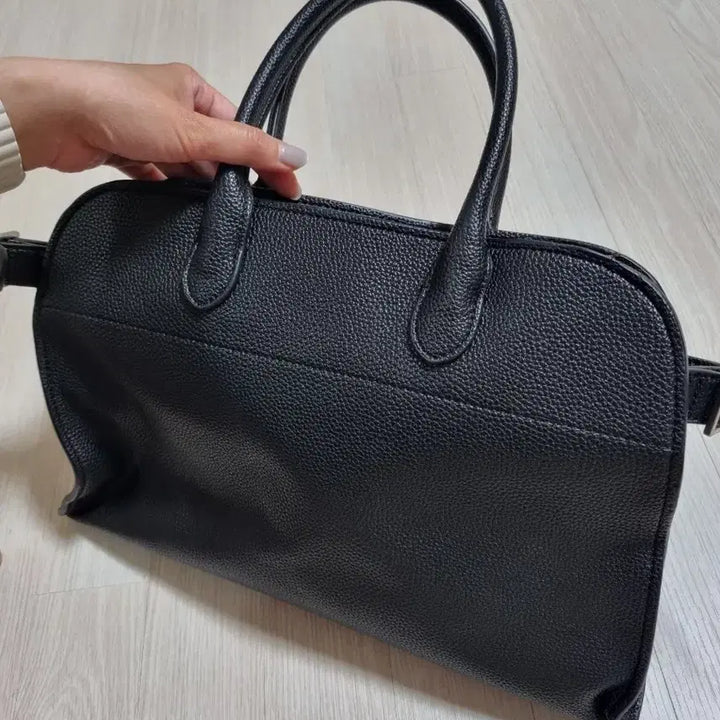 [BUNJANG] Black Leather Tote Bag / 블랙 토트백