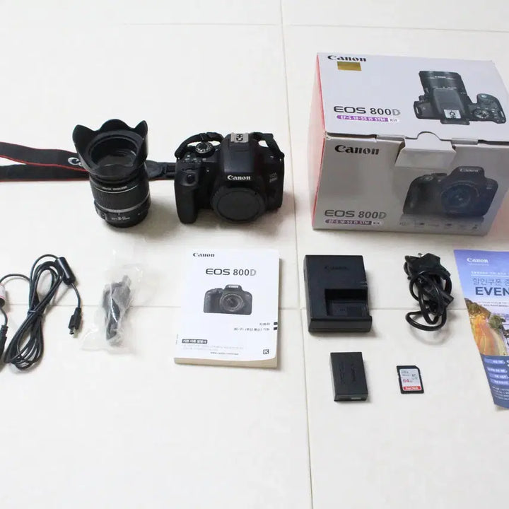 [BUNJANG] Canon 800D DSLR Camera with 18-55mm STM Lens Kit / 캐논 800d 18-55mm STM 입문용