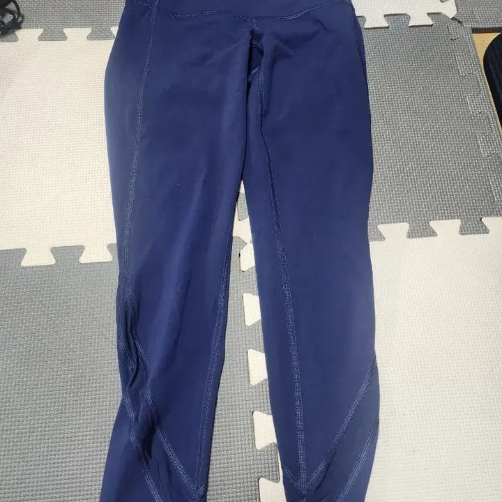 [BUNJANG] Lululemon Wonder Under High-Rise Scallop Leggings Size 2 / 룰루레몬 원더언더 하이라이즈 스캘럽 레깅스