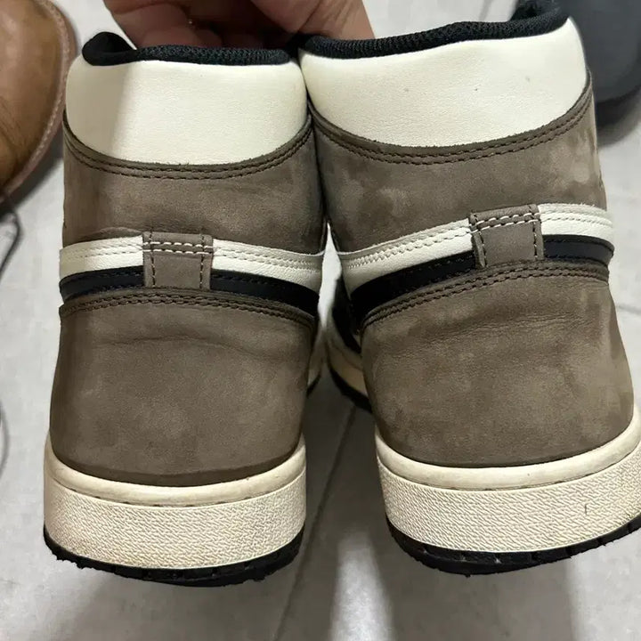 [BUNJANG] Air Jordan 1 Dark Mocha US 10 / (280)조던1 다크모카