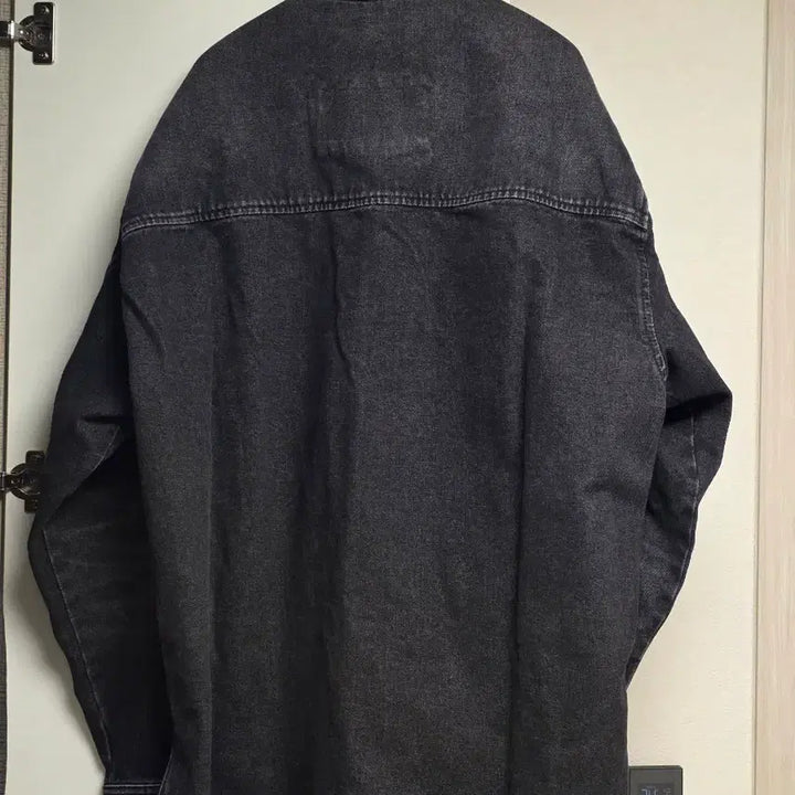 [BUNJANG] AMI Heart Logo Denim Jacket Black / [L] 아미 하트 로고 데님 자켓 블랙