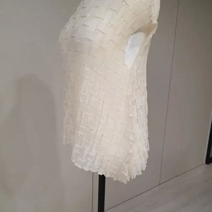 [BUNJANG] Ivory Pleated Short-Sleeve Blouse / 아이보리 플리츠 반팔 블라우스