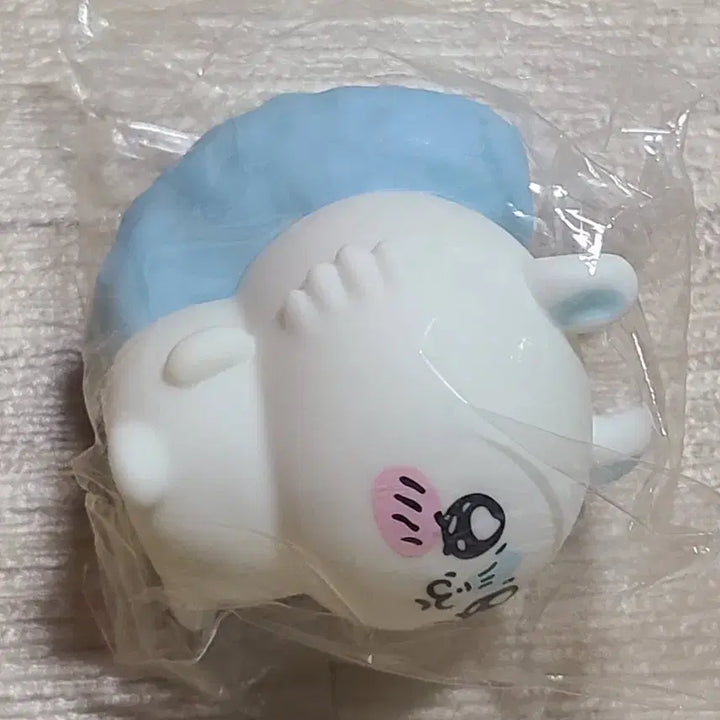 [BUNJANG] Chiikawa Momonga Soft Vinyl Finger Figure / 치이카와 모몽가 소프비 손가락 피규어