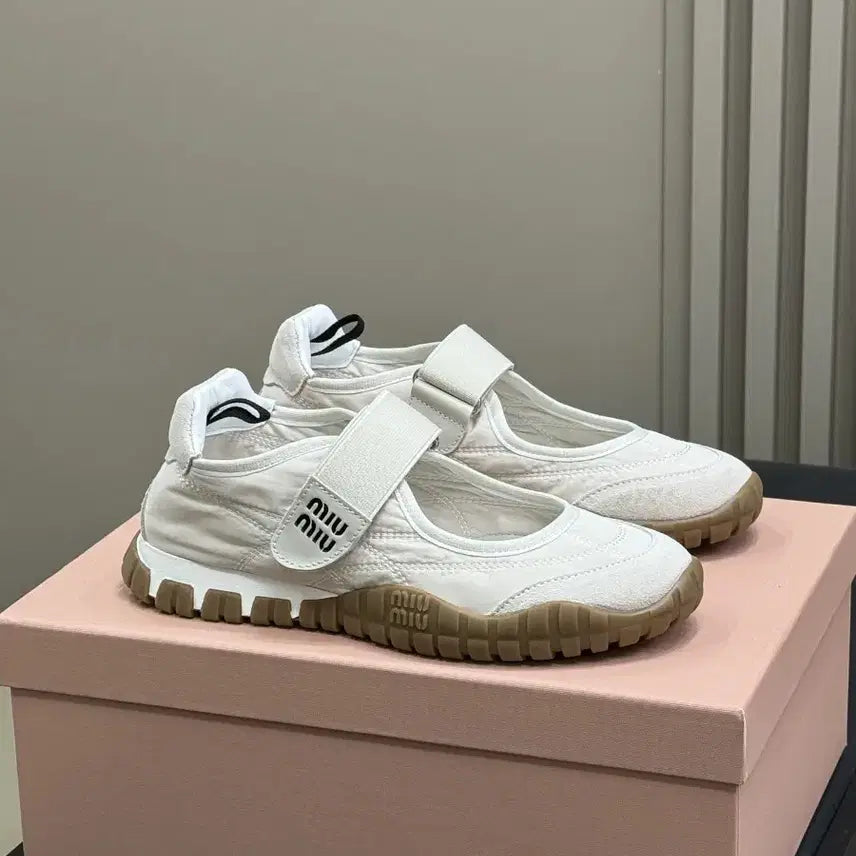 [BUNJANG] Miu Miu Mary Jane Sneakers / 미우미우 메리제인 스니커즈