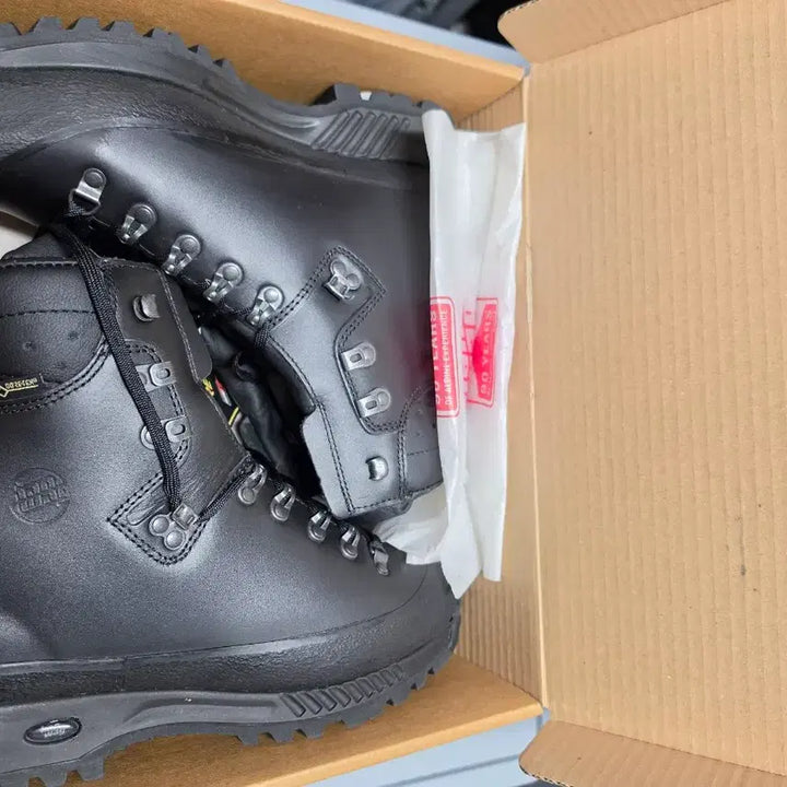 [BUNJANG] Haglofs Alaska GTX Hiking Boots Size 265 / 한바그 알레스카 등산화