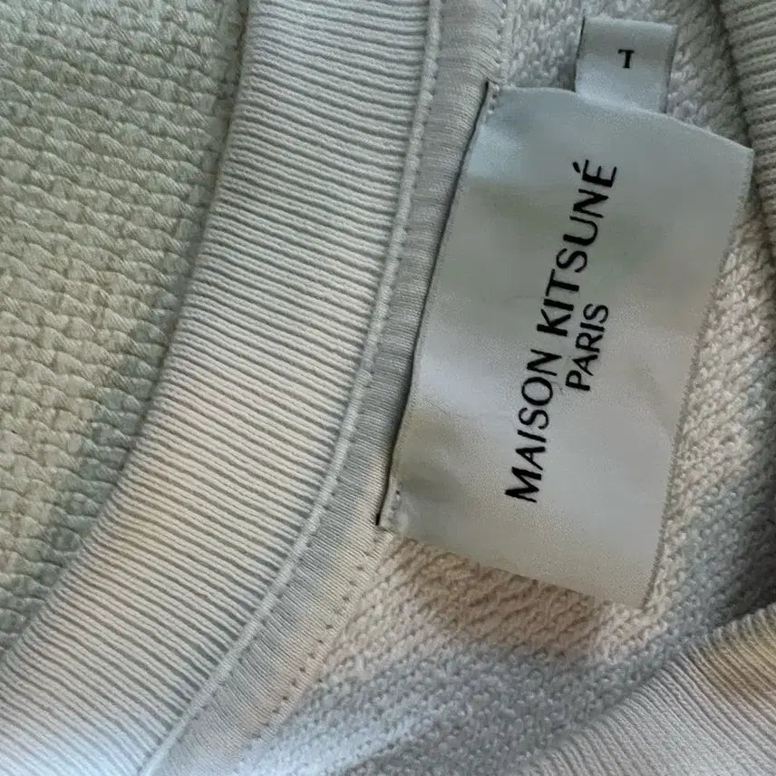 [BUNJANG] Maison Kitsuné Double Fox Patch Sweatshirt White / 메종키츠네 더블 폭스 패치 맨투맨 화이트