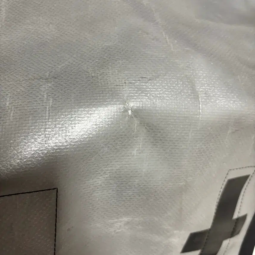 [SOLD OUT] 프라이탁 메신저백 실버 FREITAG