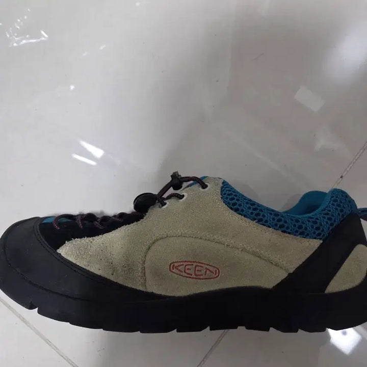 [BUNJANG] Kin Jasper Rock 280mm Sneakers / 킨 재스퍼 락 280mm