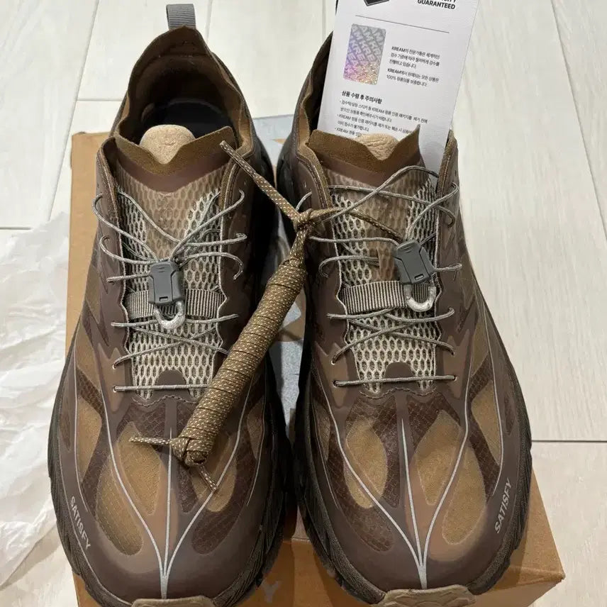 [BUNJANG] Hoka Satisfaction Collaboration Mafate Speed Lite Runner 285 / [285] 호카 새티스파이 마파테 스피드 라이트러버