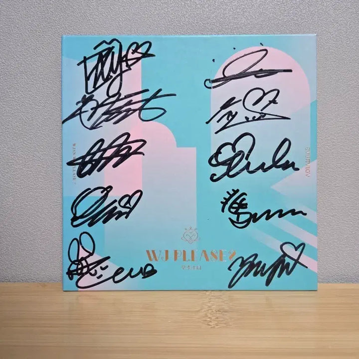 [BUNJANG] WJSN WJ PLEASE? Signed Album / WJSN 우주소녀 WJ PLEASE? 싸인 앨범