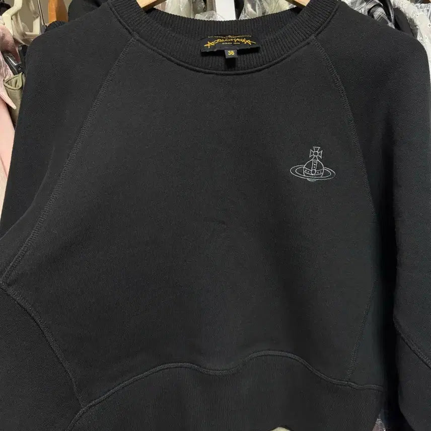 [BUNJANG] Vivienne Westwood Sweatshirt Black 38 / 비비안웨스트우드 맨투맨 블랙 38