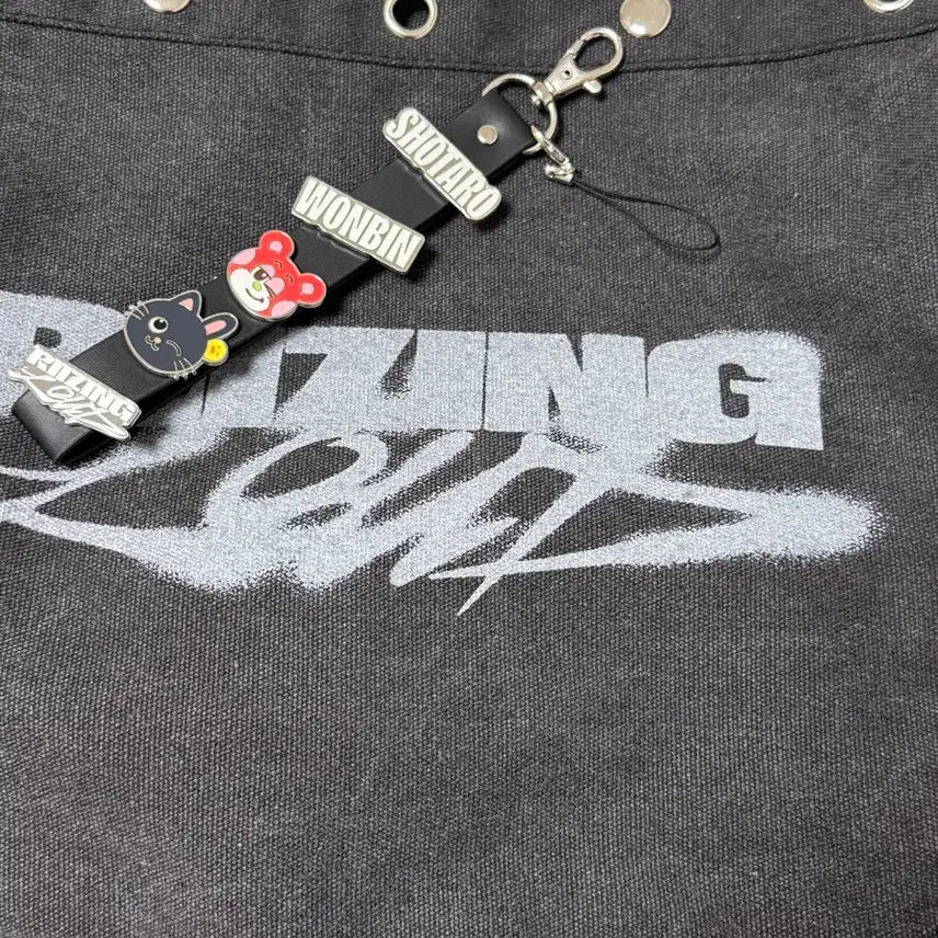 [BUNJANG] RIIZE Rizing Charms Strap Bundle Set / 라이즈 가방 스트랩 원빈 쇼타로 자석즈 참 포함 은석 가방