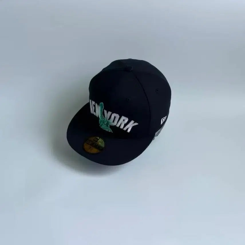 [BUNJANG] New Era Statue of Liberty Centennial 59FIFTY Fitted Hat / New Era 자유의 여신상 100주년 59FIFTY
