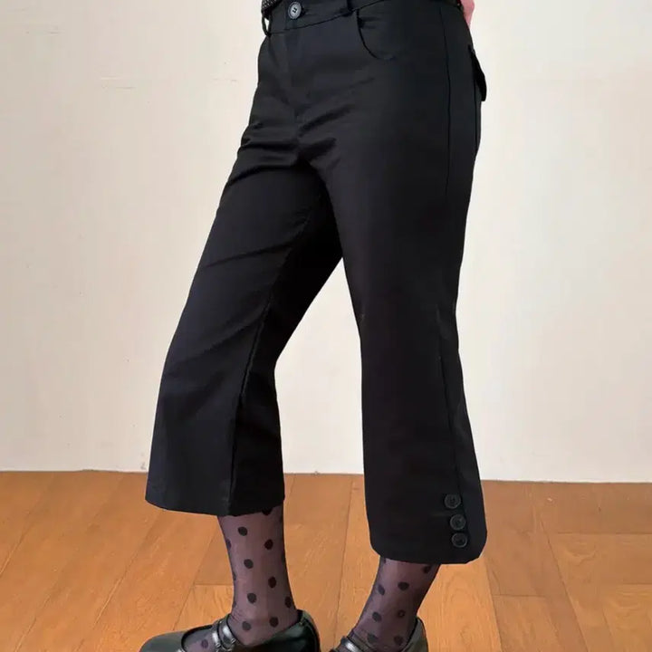 [BUNJANG] Itzavibe Snap Point Capri Pants - Black (L) / 잇자바이브 SNAP POINT CAPRI PANTS L 새상품