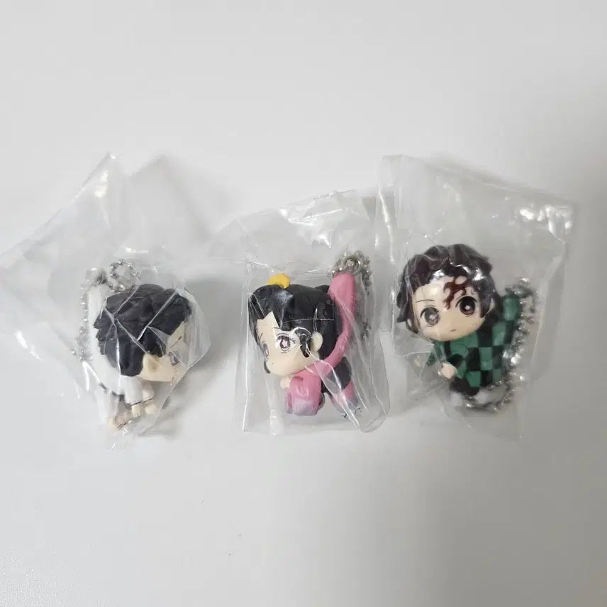 [BUNJANG] Demon Slayer: Kimetsu no Yaiba Large Gacha Bundle Set (Tanjiro, Hakuji, Koyuuki) / 일괄) 귀멸의 칼날 대롱가챠 하쿠지, 코유키, 탄지로