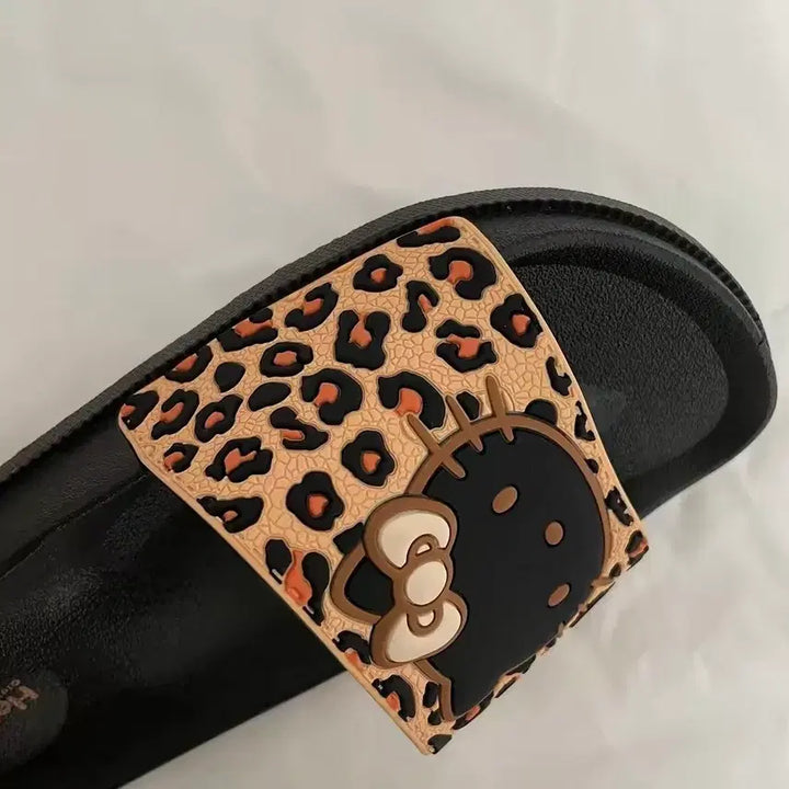[BUNJANG] Hoppikitty Slippers (Size 230-235) / 호피키티 슬리퍼