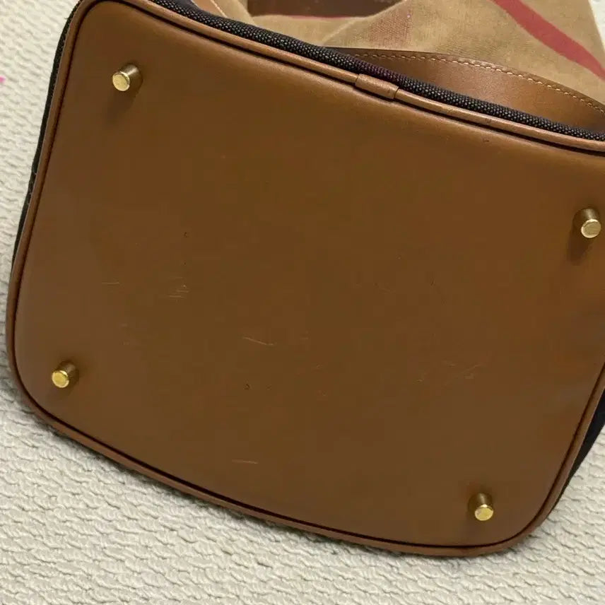 [BUNJANG] Burberry Ashby Hobo Shoulder Bag / 버버리 애쉬비 숄더백