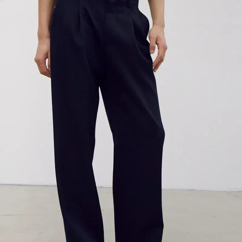 [BUNJANG] Pottery Two Pleats Wide Chino Pants Navy Size 4 / 포터리 투플리츠 와이드 치노팬츠 네이비 4사이즈 팝니다