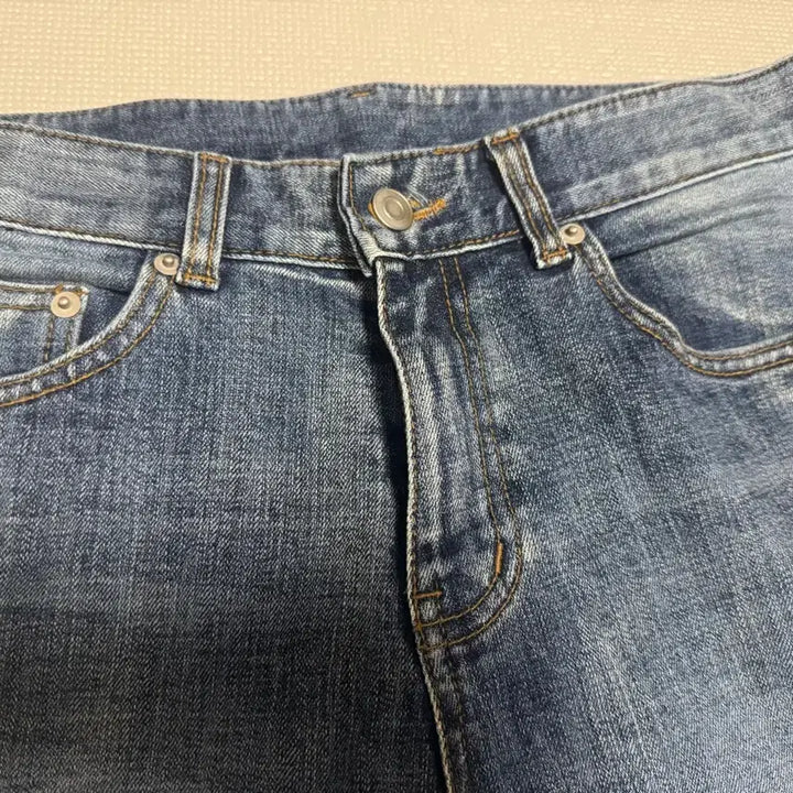 [BUNJANG] JUCASSPACE Distressed Denim Jeans / 주카스페이스 청바지 커팅진 허리46 28~32