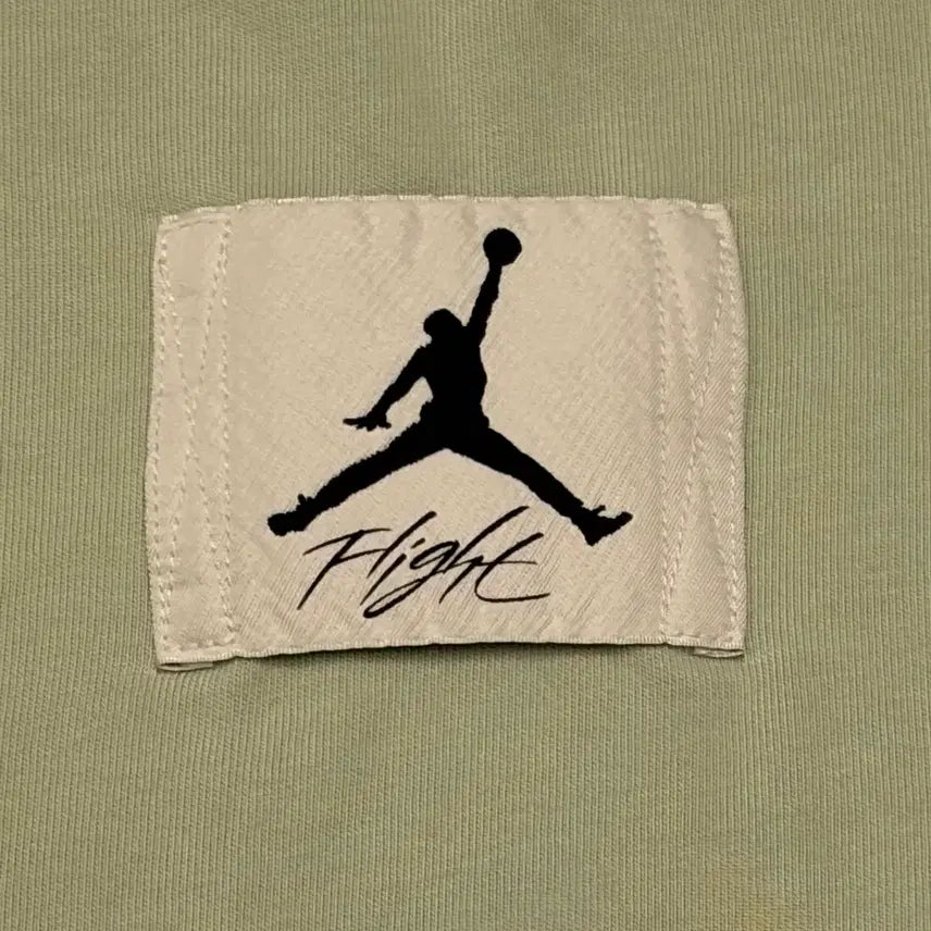 [BUNJANG] Nike Air Jordan Green Logo T-Shirt / 110) 나이키 조던 그린 로고 반팔티셔츠