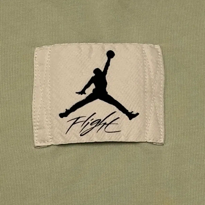 [BUNJANG] Nike Air Jordan Green Logo T-Shirt / 110) 나이키 조던 그린 로고 반팔티셔츠