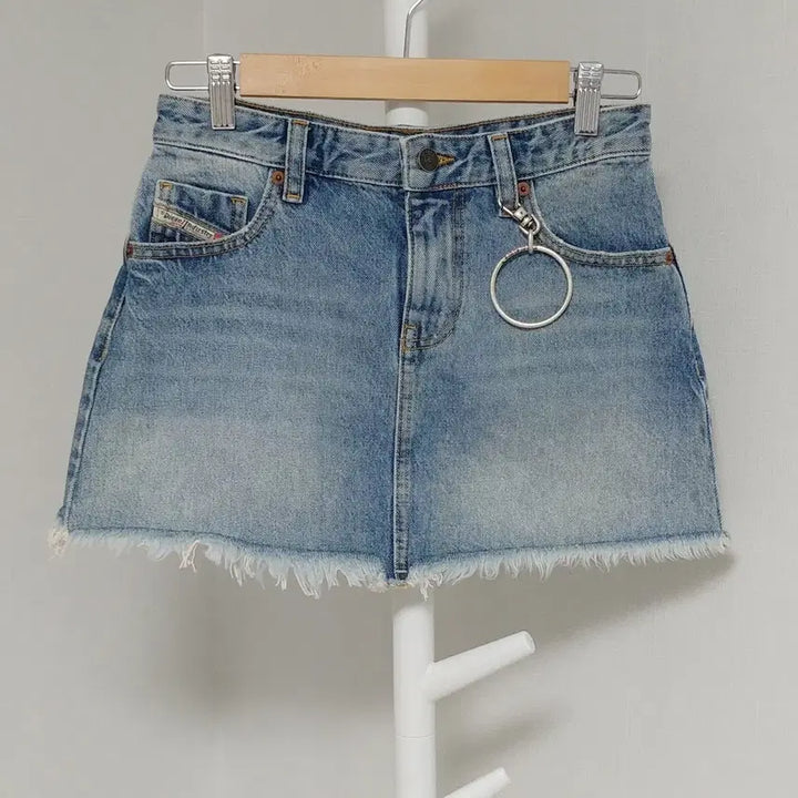 [BUNJANG] Diesel Vintage Wash Denim Mini Skirt (XS) / 디젤(Diesel) 빈티지 워싱 데님 미니스커트 (XS)