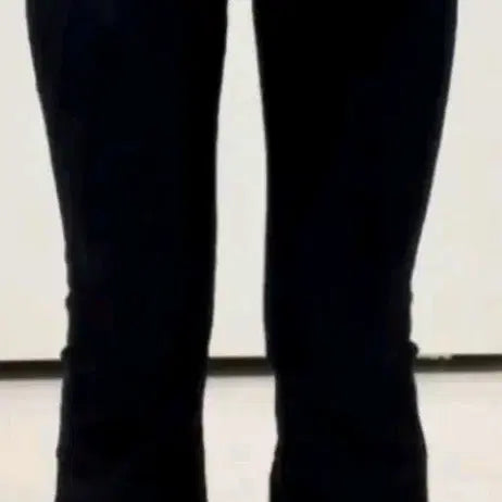 [BUNJANG] High-Waisted Bootcut Jeans / 하이웨스트 부츠컷 청바지  27 M