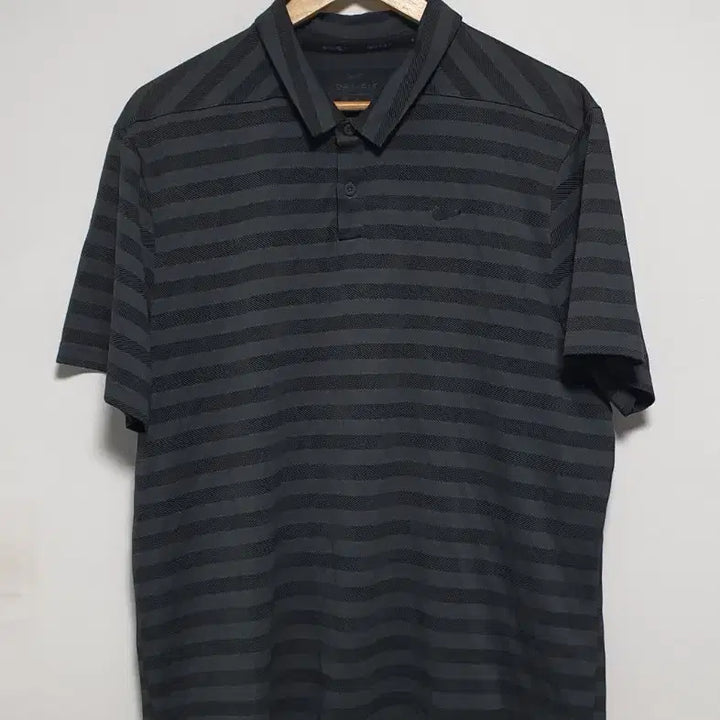 [BUNJANG] Nike Golf Dri-FIT Performance Short Sleeve Polo Shirt 110 Size Dark Grey / 나이키 골프 드라이핏 기능성 반팔 카라티 110사이즈 다크그레이