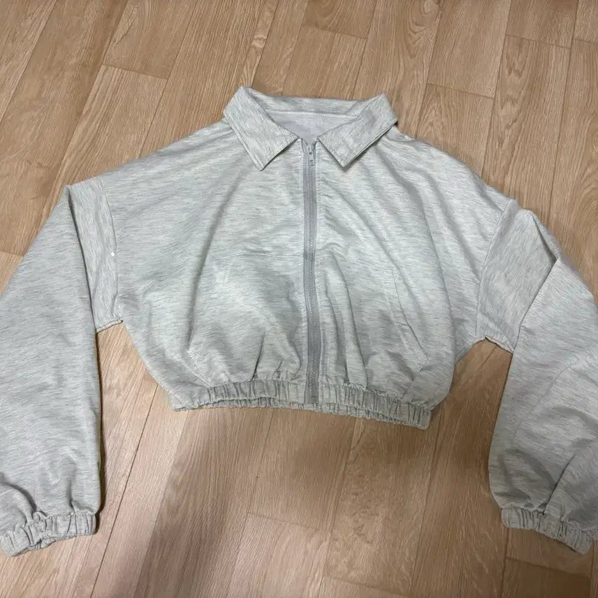 [BUNJANG] Cropped Zip-Up Set (Grey) / 크롭 집업 세트 (그레이) free