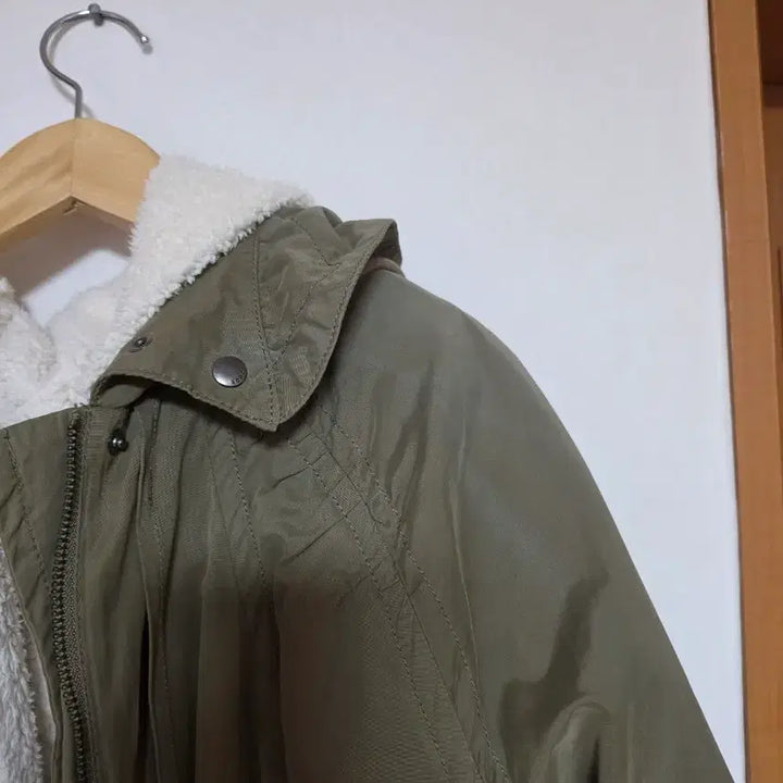 [BUNJANG] SOUP Khaki Hooded Parka Jumper / SOUP 숲 카키색 후드 야상 점퍼