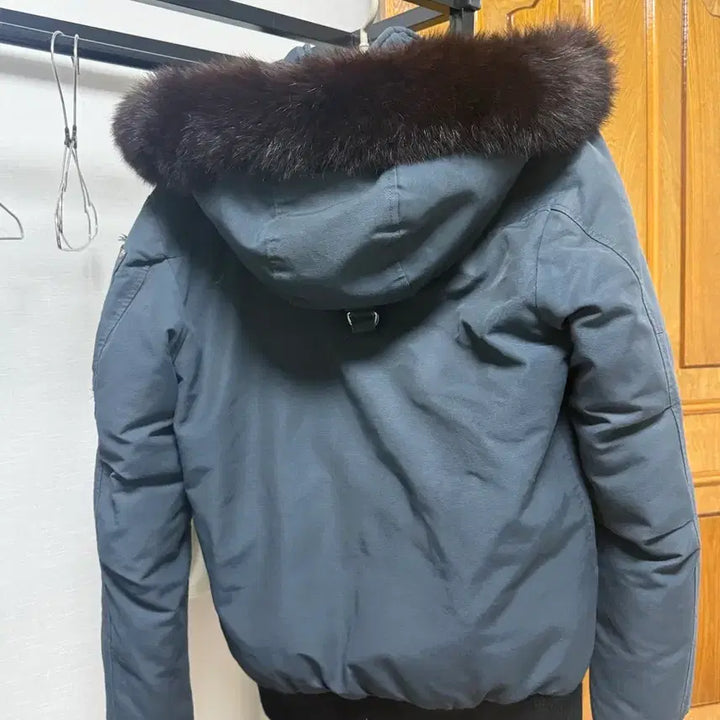 [BUNJANG] Moose Knuckles Limited Edition Silver Logo Padded Jacket / 무스너클 패딩