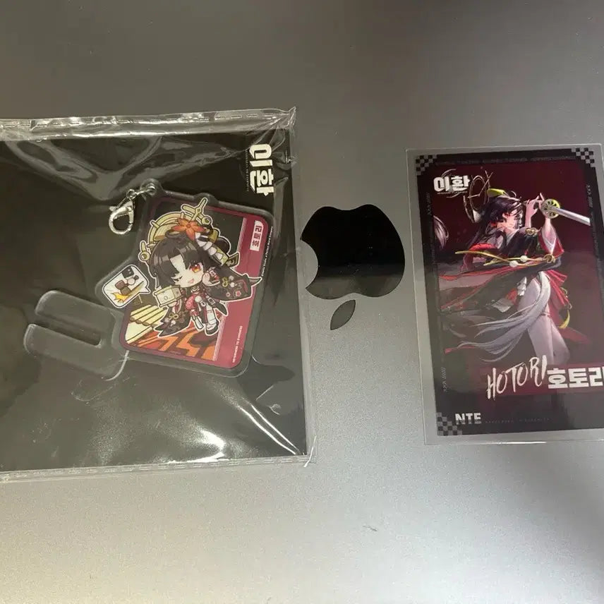 [BUNJANG] Lee Hwan Hitori Acrylic Keyring + Photocard Set / 이환 호토리 아크릴 키링 + 포토카드