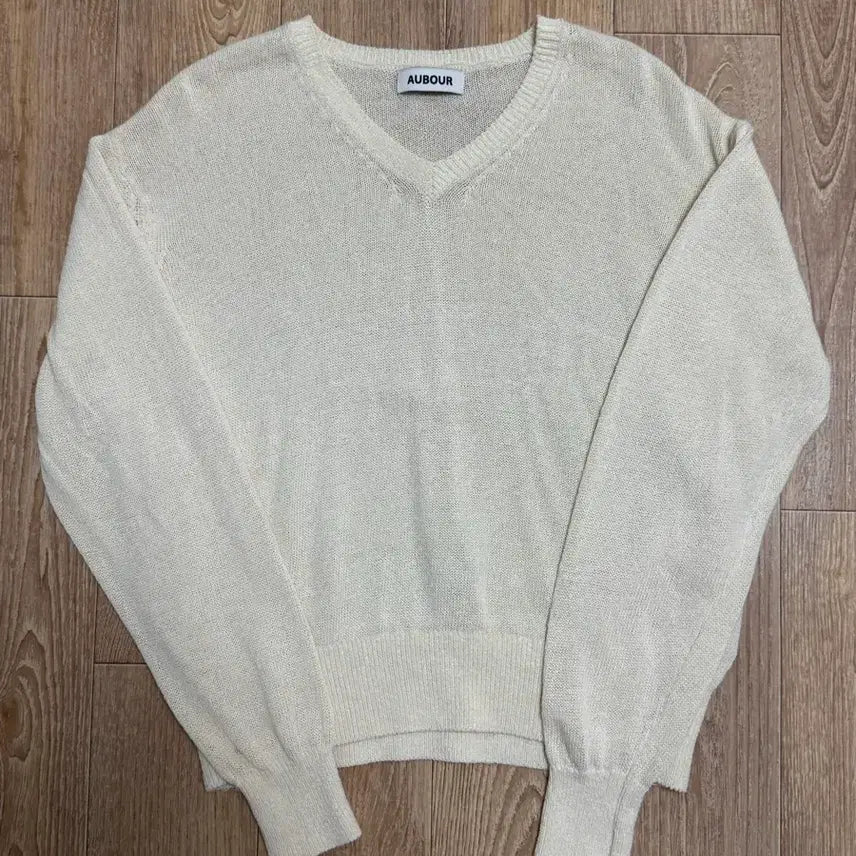 [BUNJANG] AUBEWUR Hour Paper V-Neck Knit Ivory (Scarf Set) / [OS] 아우브아워 페이퍼 브이넥 니트 아이보리(스카프 세트)